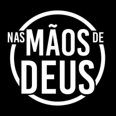 NAS MÃOS DE DEUS